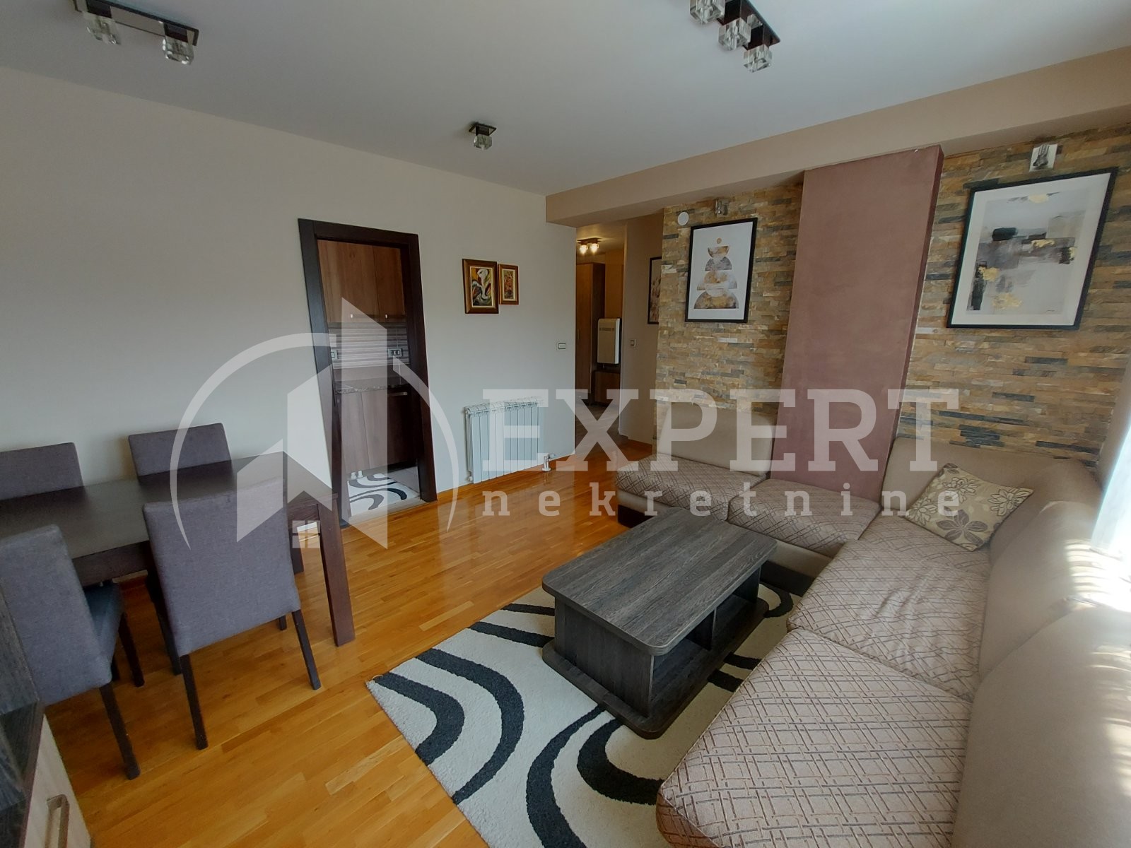 Trosoban stan, 66 m2, Čair, 9. brigade ID: i-012013 4