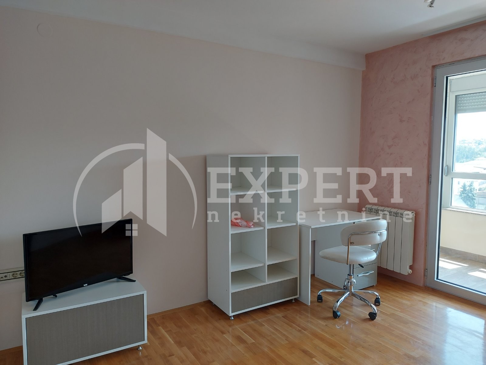 Trosoban stan, 66 m2, Čair, 9. brigade ID: i-012013 8