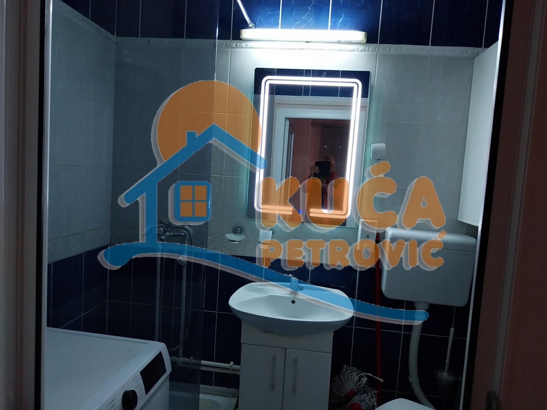 Jednosoban stan, 36 m2, Centar, Obrenovićeva ID: i-012027 4