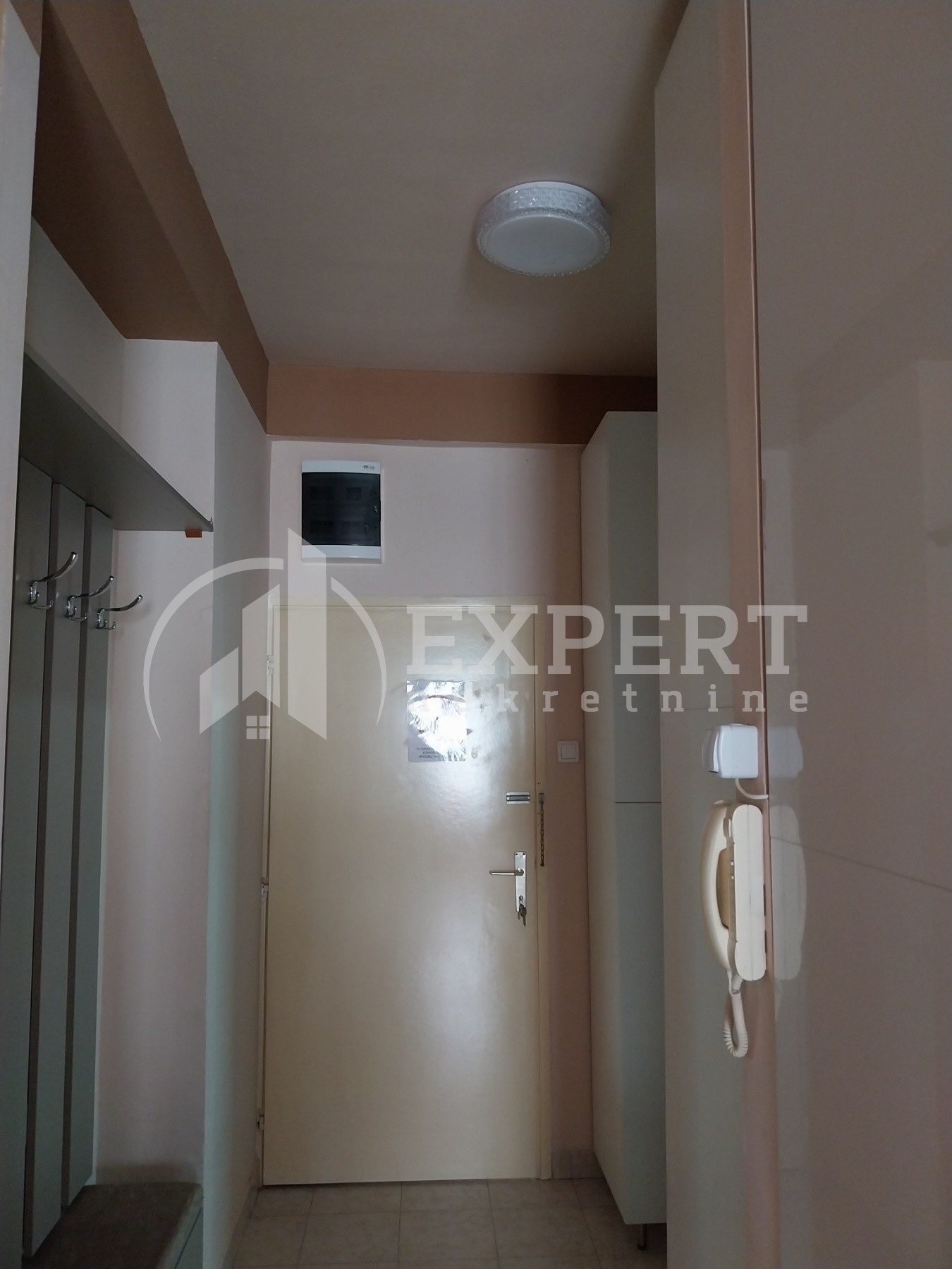 Jednosoban stan, 36 m2, Centar, Obrenovićeva ID: i-012027 5