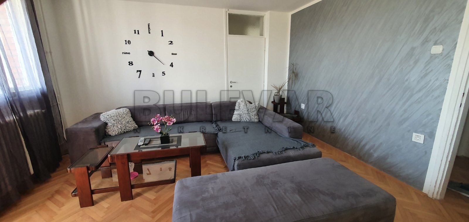 Trosoban stan, 75 m2, Bulevar Nemanjića, Bulevar Nemanjića ID: p-06893 1
