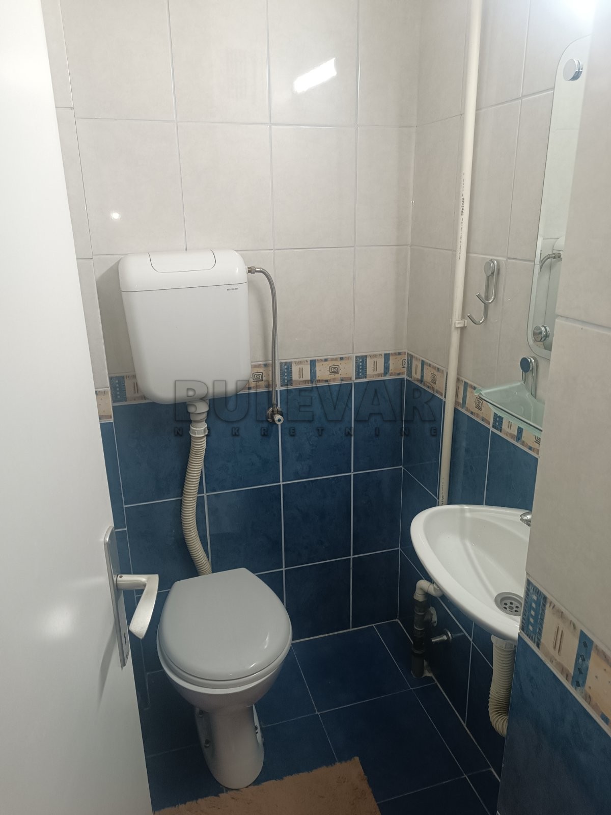 Trosoban stan, 64 m2, Šojka, Cara Uroša ID: i-012028 8