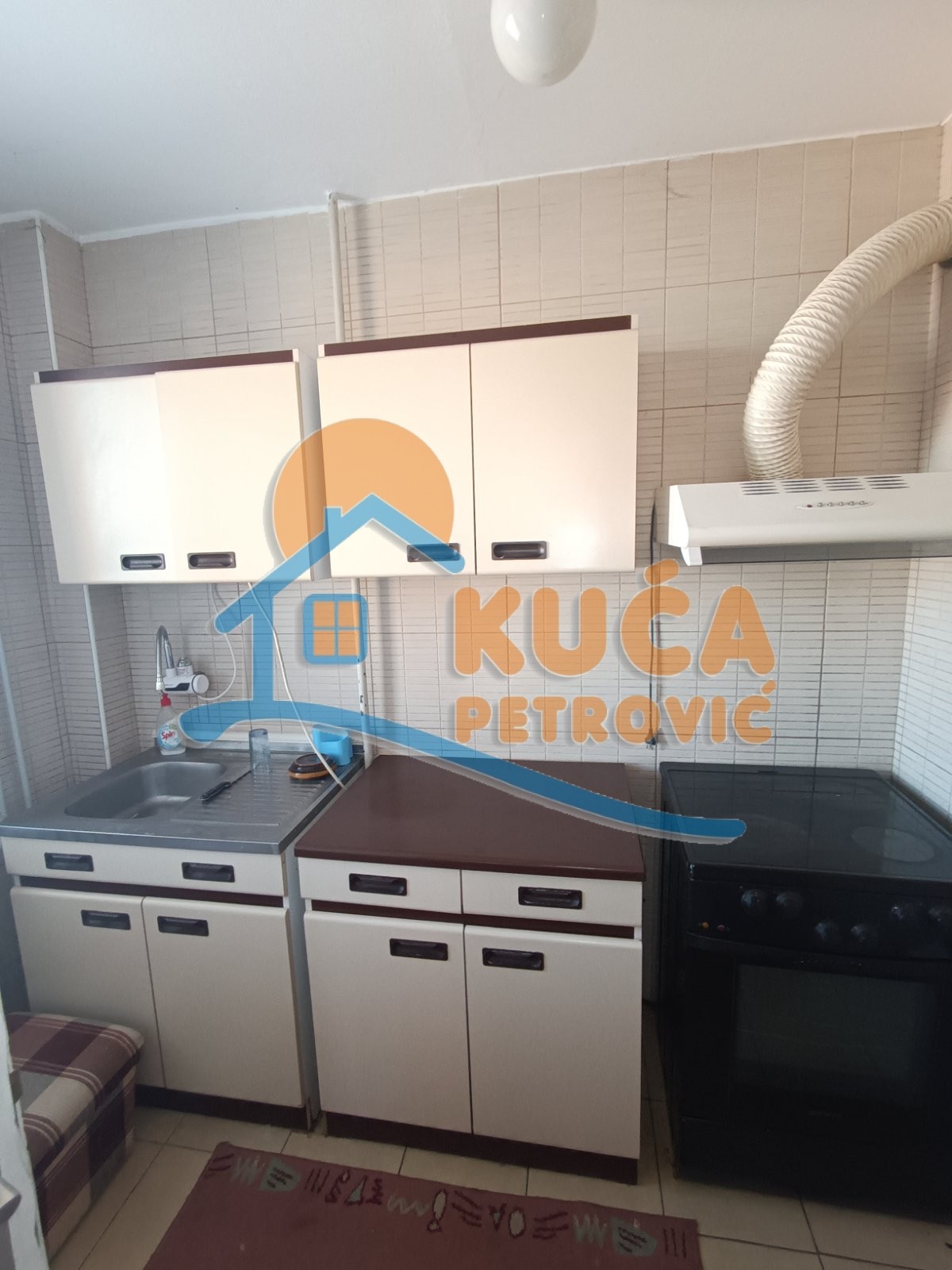 Trosoban stan, 64 m2, Šojka, Cara Uroša ID: i-012028 4