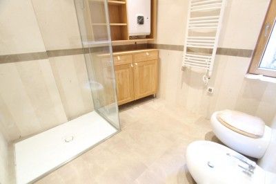 Izdavanje lux cetvorosobnog stana Vracar 5