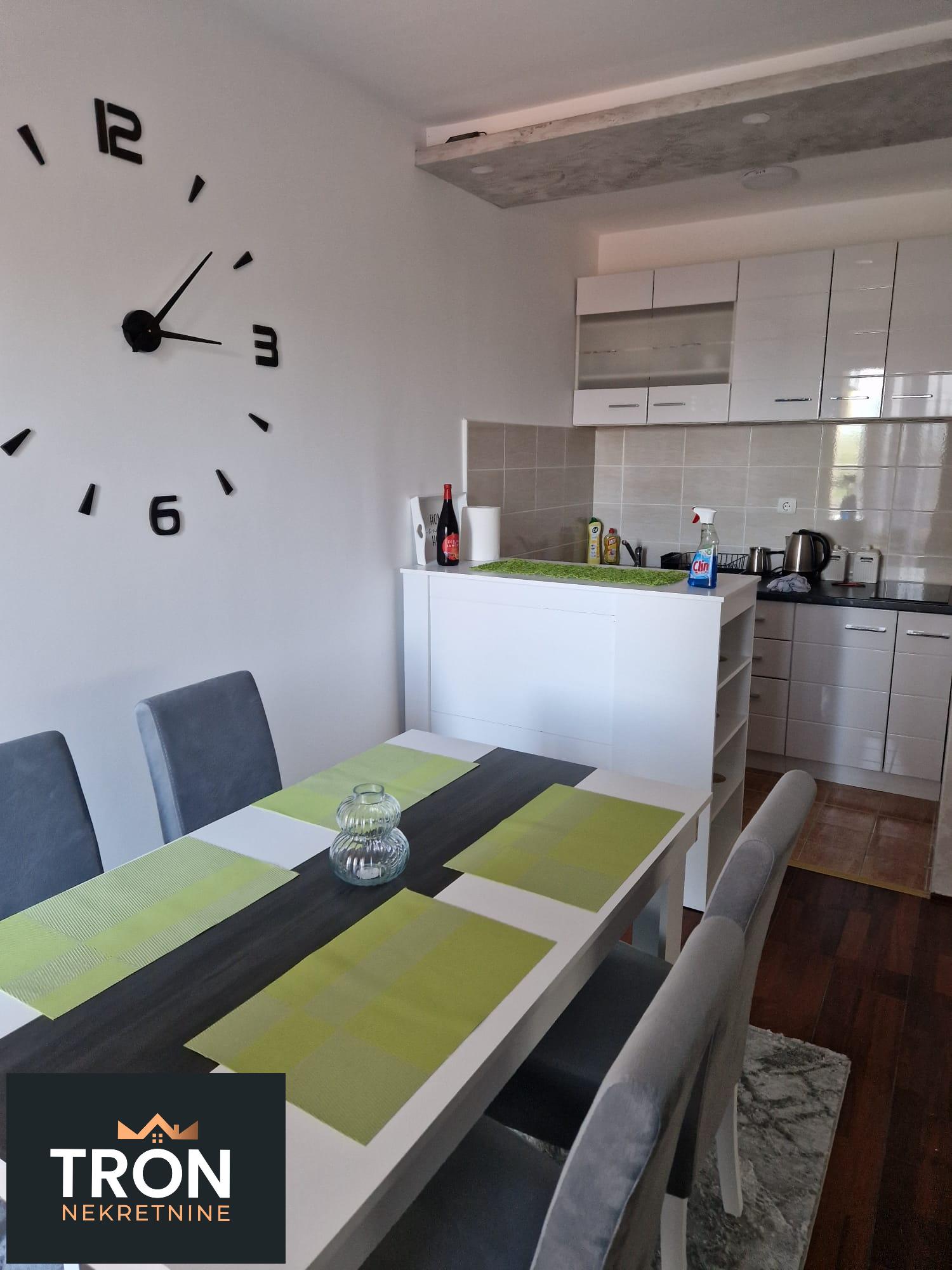 Jednosoban stan kod Jezera  48m2 3