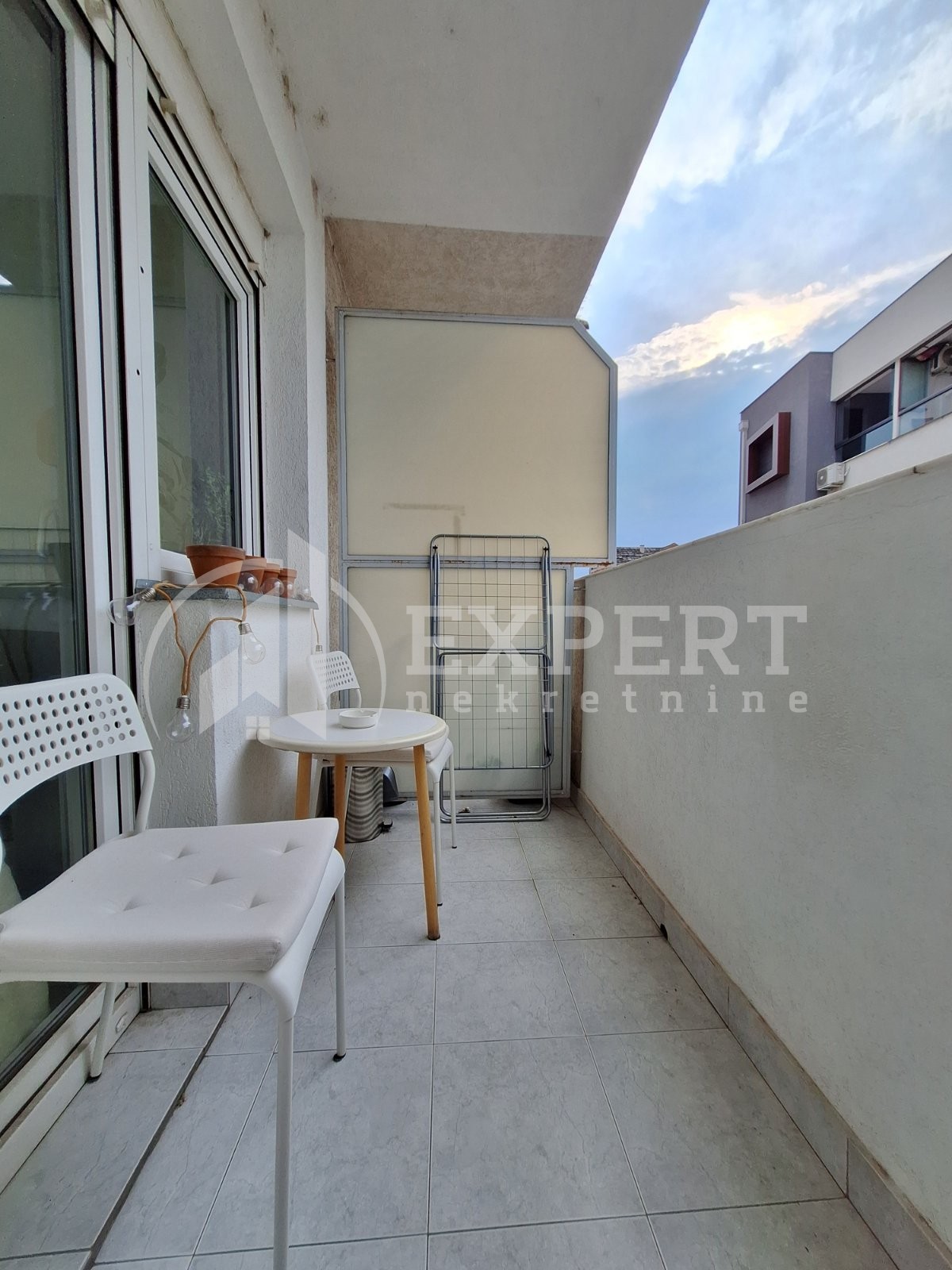 Jednosoban stan, 40 m2, Filozofski fakultet, Ćirila i Metodija ID: i-012014 14