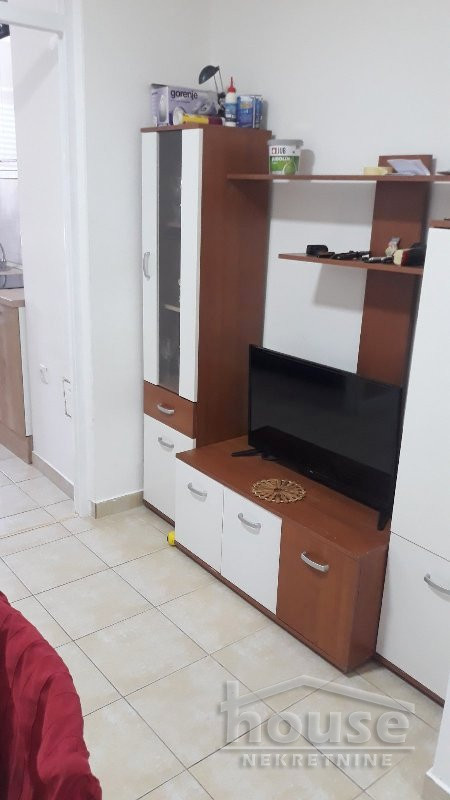Stan,NOVI SAD,BULEVAR 39m2,90640€ , ID: 1062124 3