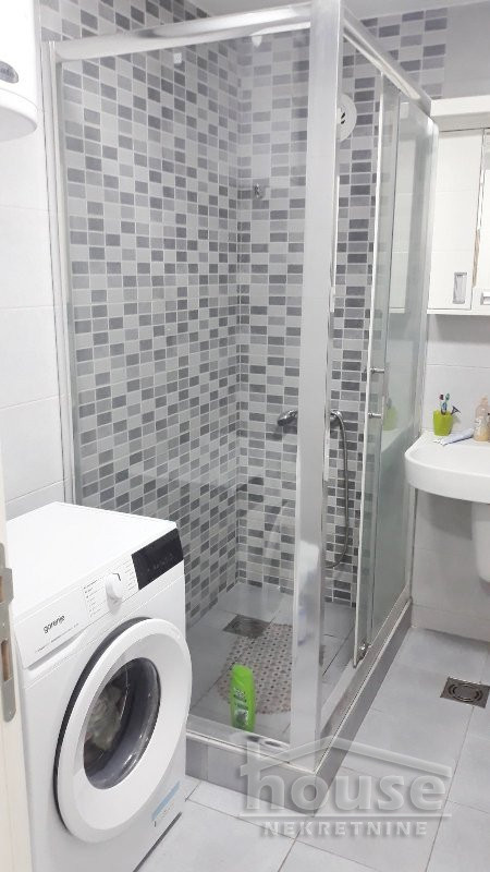 Stan,NOVI SAD,BULEVAR 39m2,90640€ , ID: 1062124 9