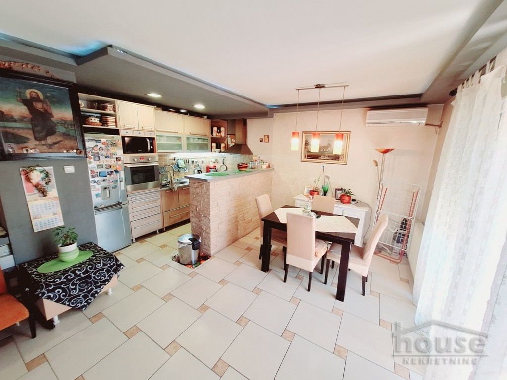 Stan,NOVI SAD,TELEP 81m2,144200€ , ID: 1062122 9