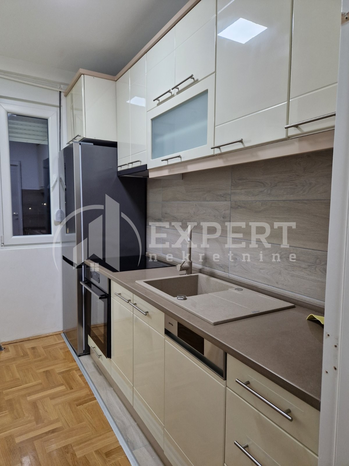 Dvosoban stan, 66 m2, Centar, Milentijeva ID: i-08132 5