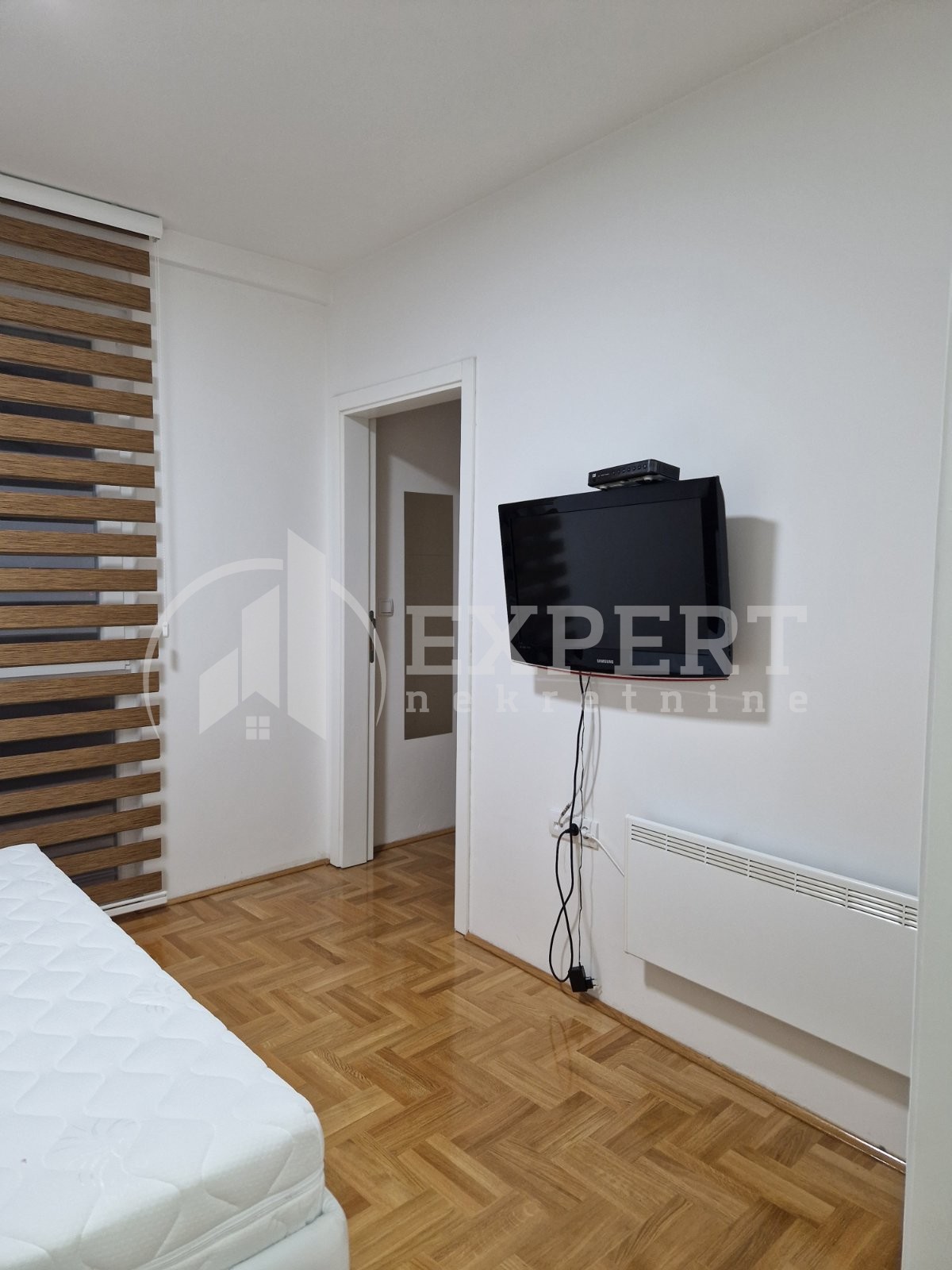 Dvosoban stan, 66 m2, Centar, Milentijeva ID: i-08132 7