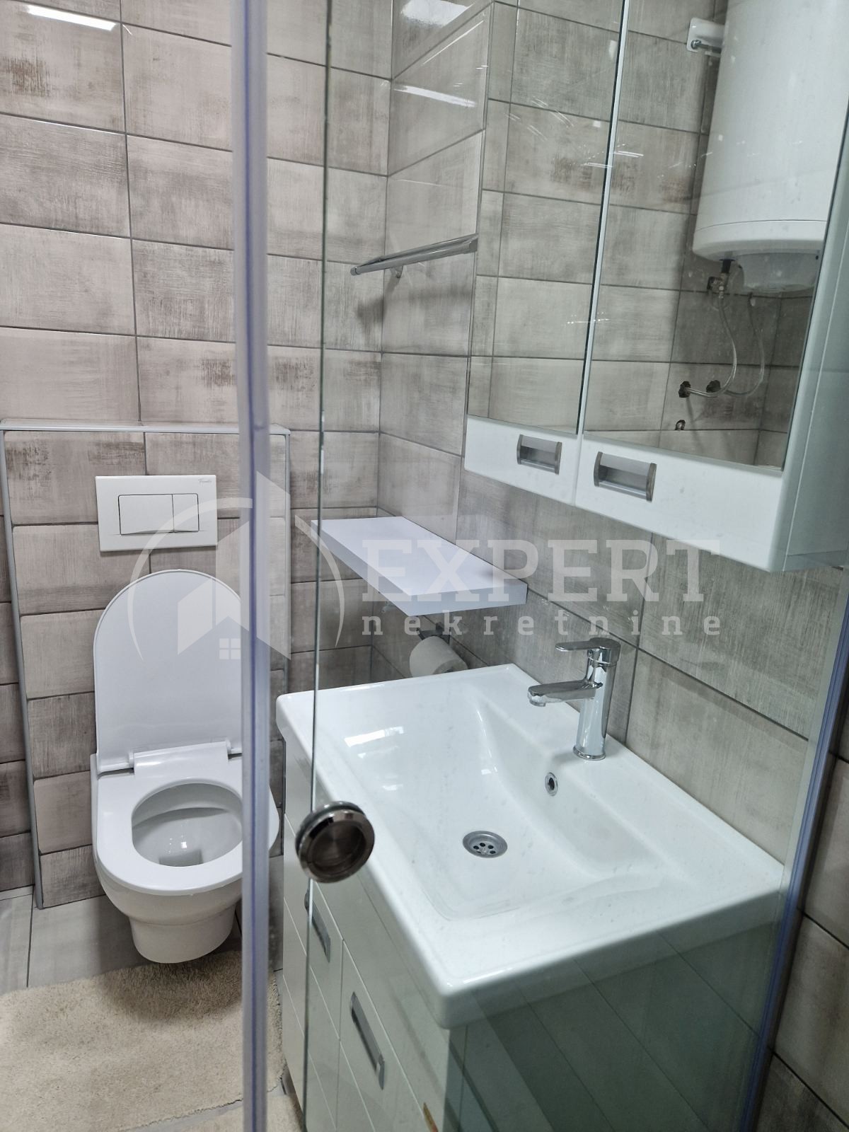 Dvosoban stan, 66 m2, Centar, Milentijeva ID: i-08132 10