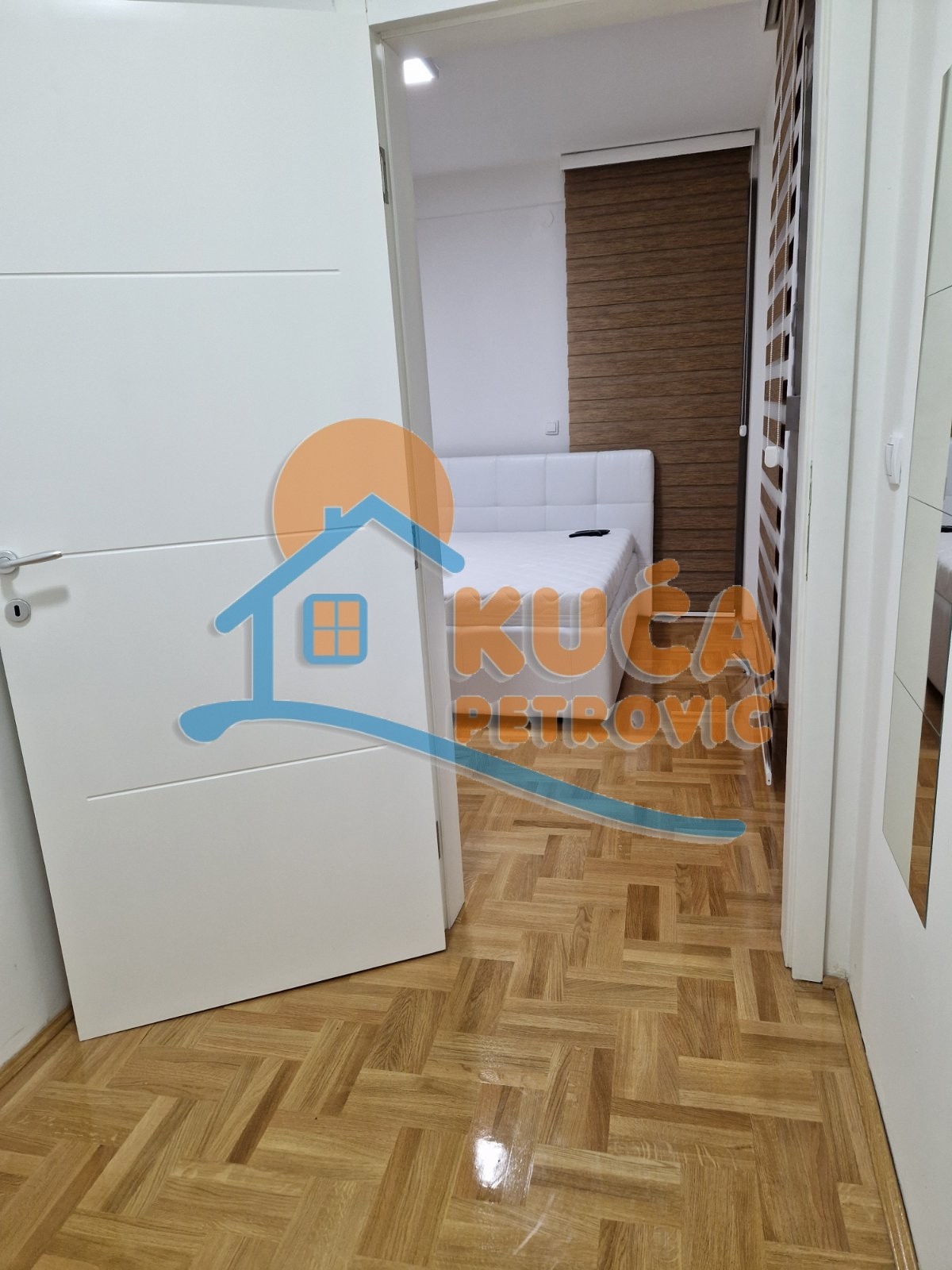 Dvosoban stan, 66 m2, Centar, Milentijeva ID: i-08132 6