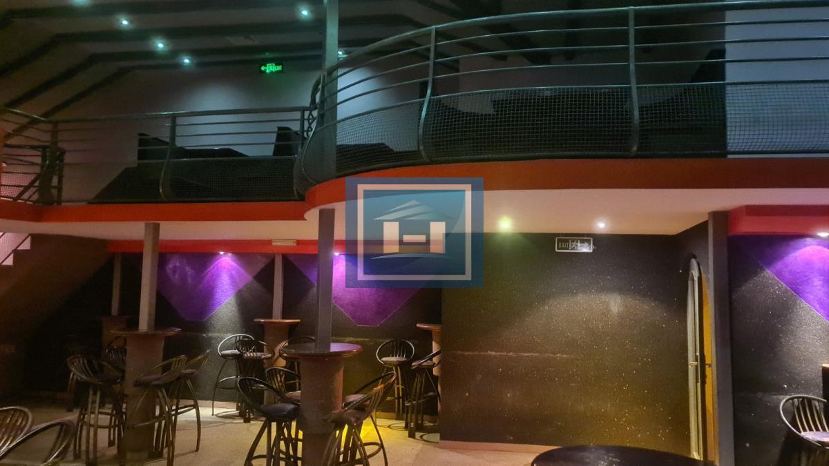 Poslovni prostor u centru Rekovca hitna prodaka u više rata 3