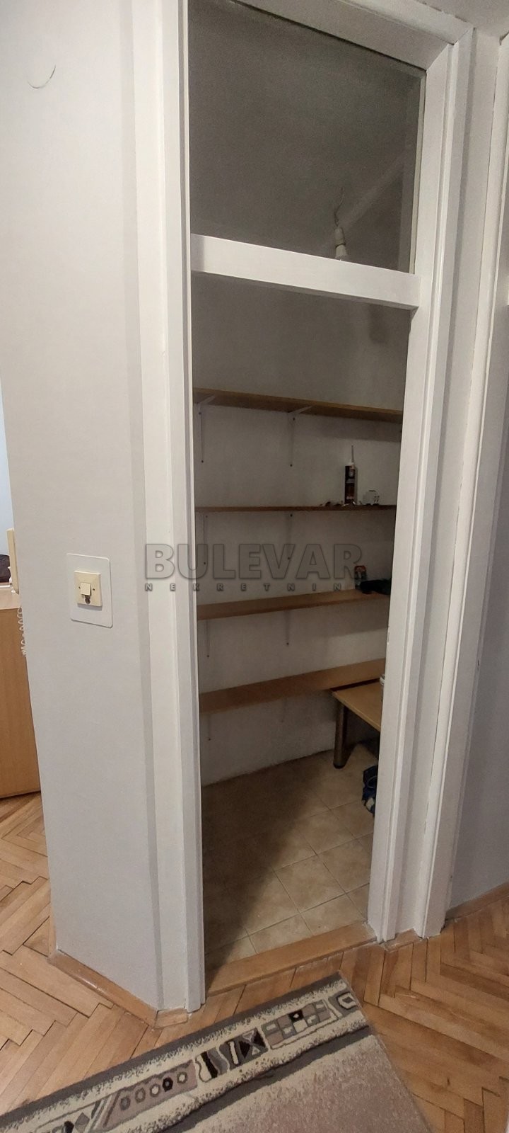 Jednosoban stan, 49 m2, Centar, 7. jula ID: i-010476 15