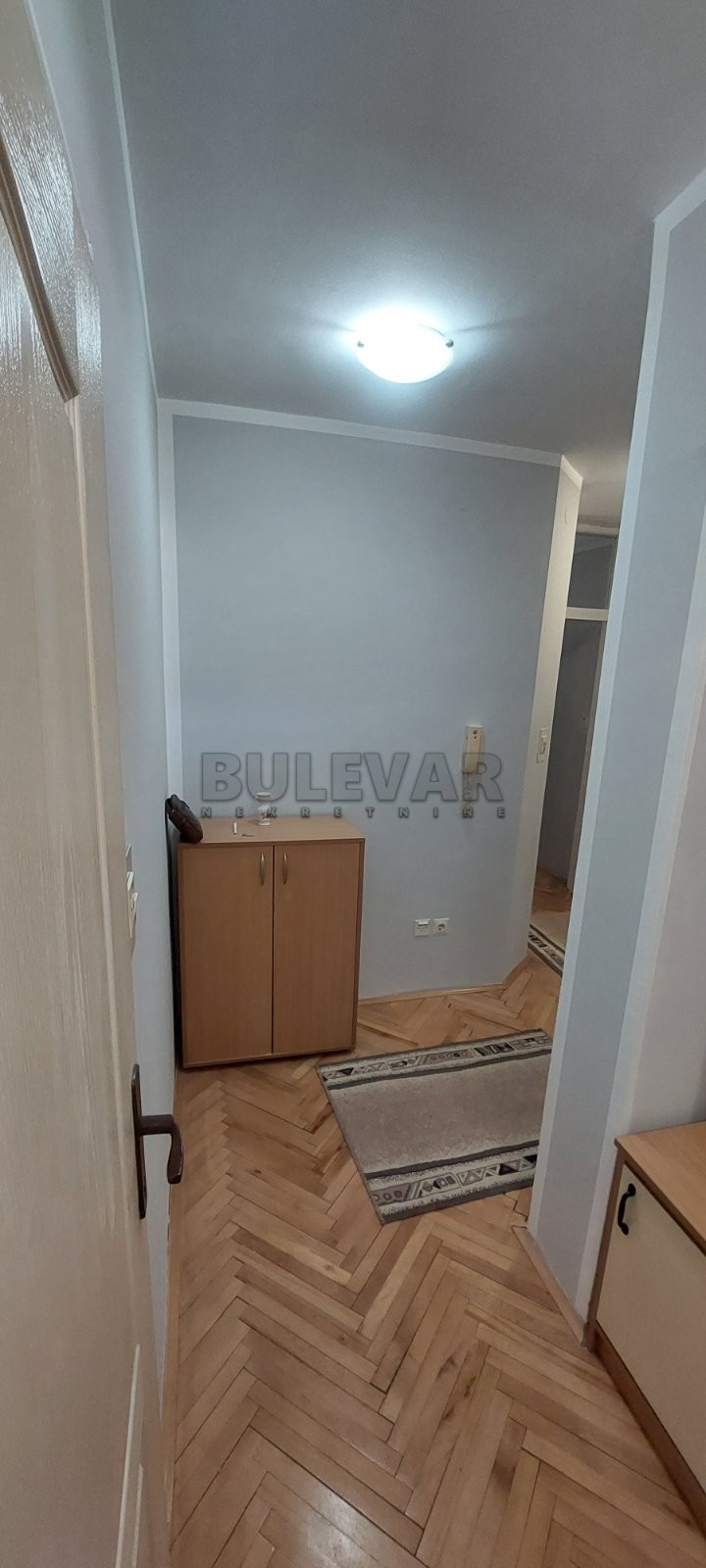 Jednosoban stan, 49 m2, Centar, 7. jula ID: i-010476 19