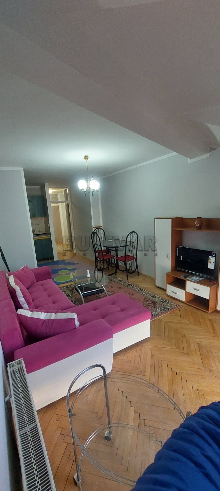 Jednosoban stan, 49 m2, Centar, 7. jula ID: i-010476 3