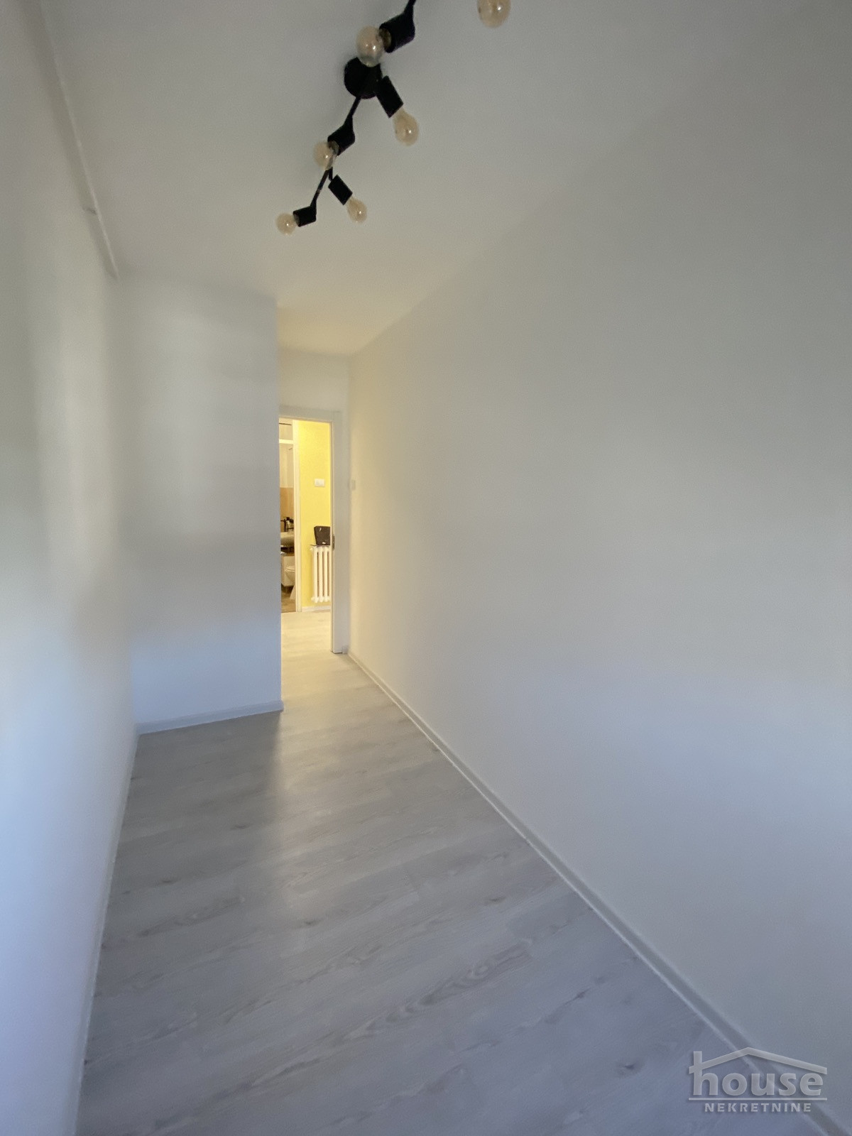 Stan,NOVI SAD,NOVA DETELINARA 32m2,78280€ , ID: 1062063 12