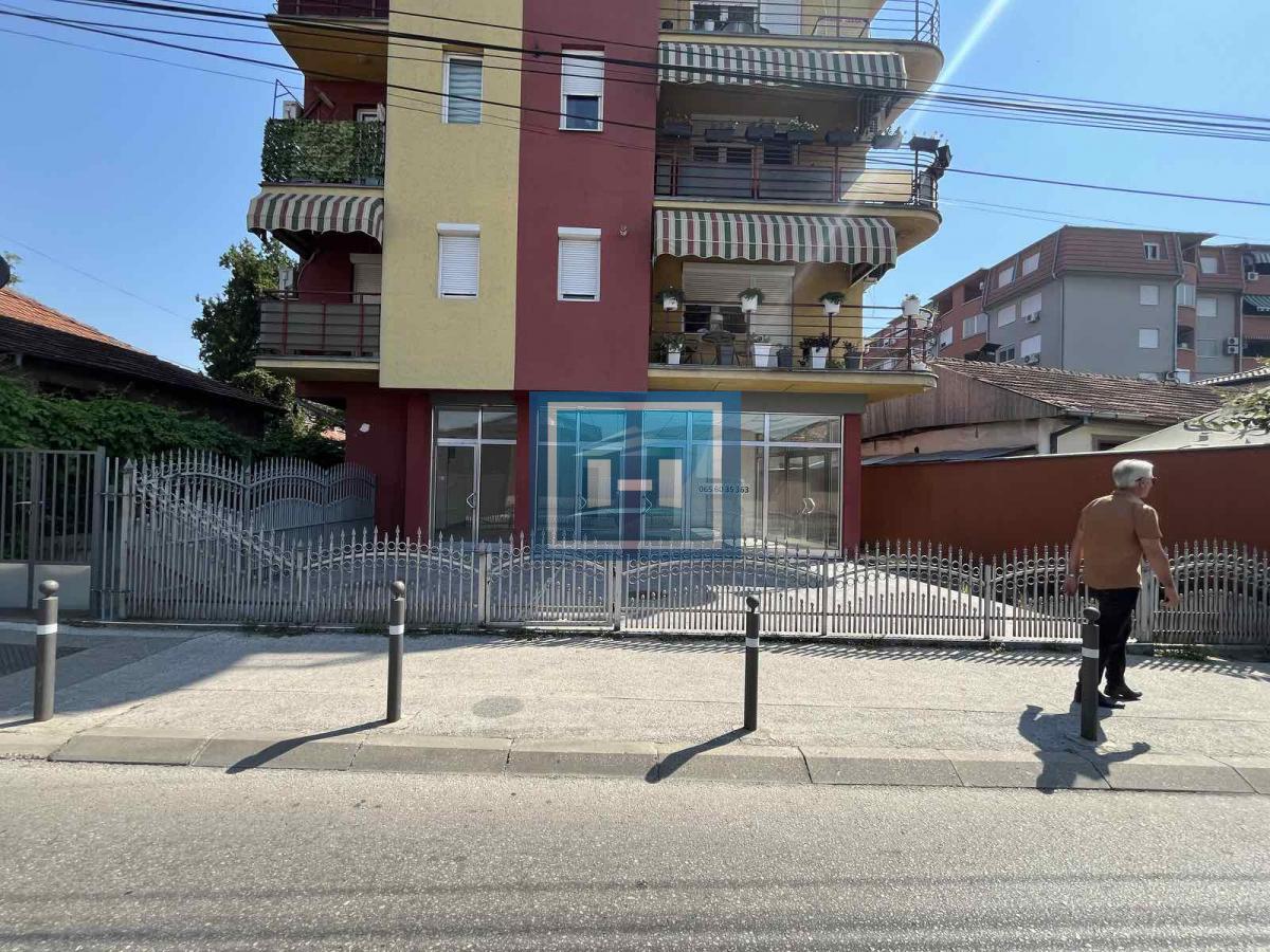 Lokal u centru Jagodine 1