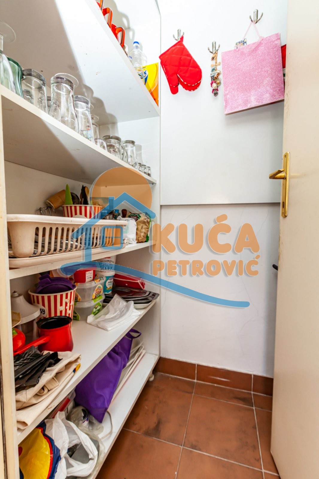 Trosoban stan, 85 m2, Centar, Cvijićeva ID: p-012044 10