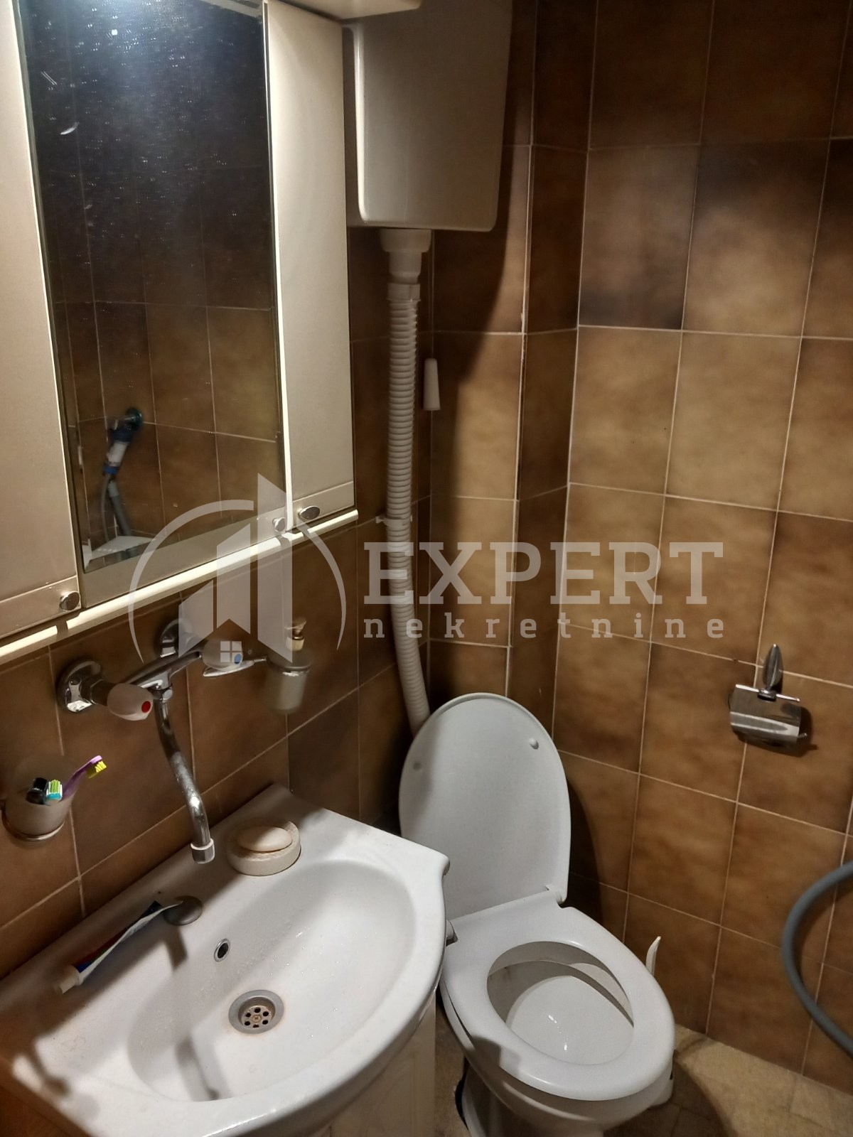 Dvosoban stan, 56 m2, Marger, Hilandarska ID: i-012049 18