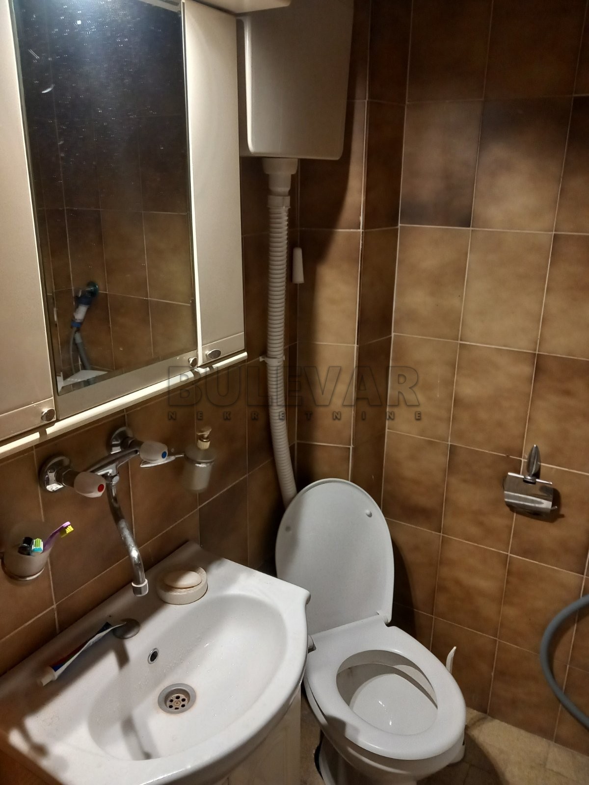 Dvosoban stan, 56 m2, Marger, Hilandarska ID: i-012049 18