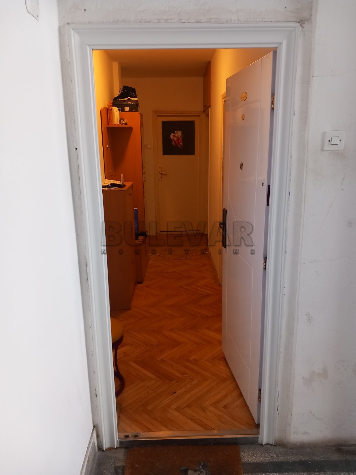 Dvosoban stan, 56 m2, Marger, Hilandarska ID: i-012049 20