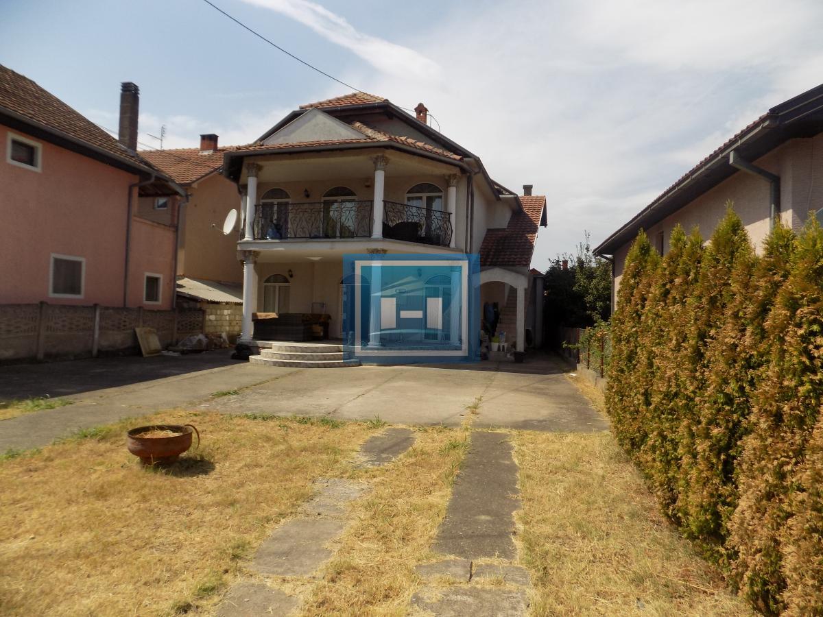 Kuća na prodaju 28