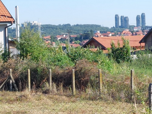 Miljakovac III  Sunčani breg  580 m2   1 6 suvlasništvo puta 2