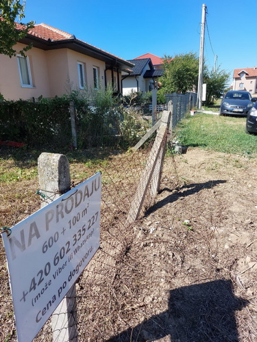 Miljakovac III  Sunčani breg  580 m2   1 6 suvlasništvo puta 4