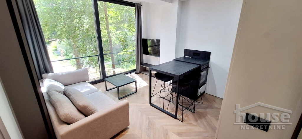 Stanovi,NOVI SAD,CENTAR 36m2,800€ , ID: 9116588 1