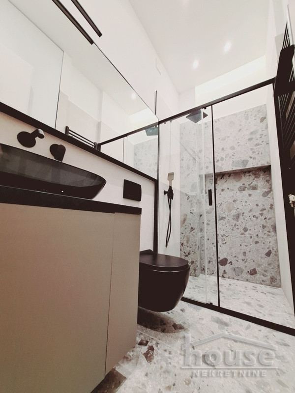 Stanovi,NOVI SAD,CENTAR 36m2,800€ , ID: 9116588 19