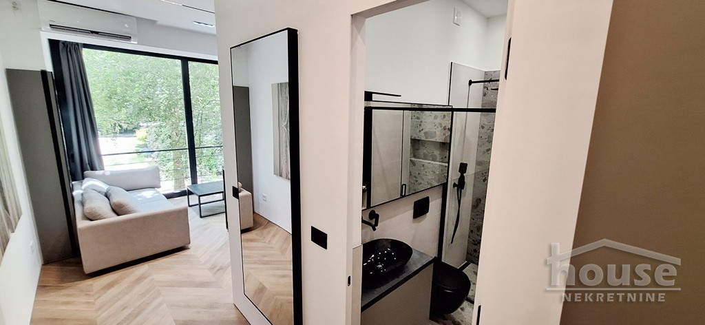 Stanovi,NOVI SAD,CENTAR 36m2,800€ , ID: 9116588 9