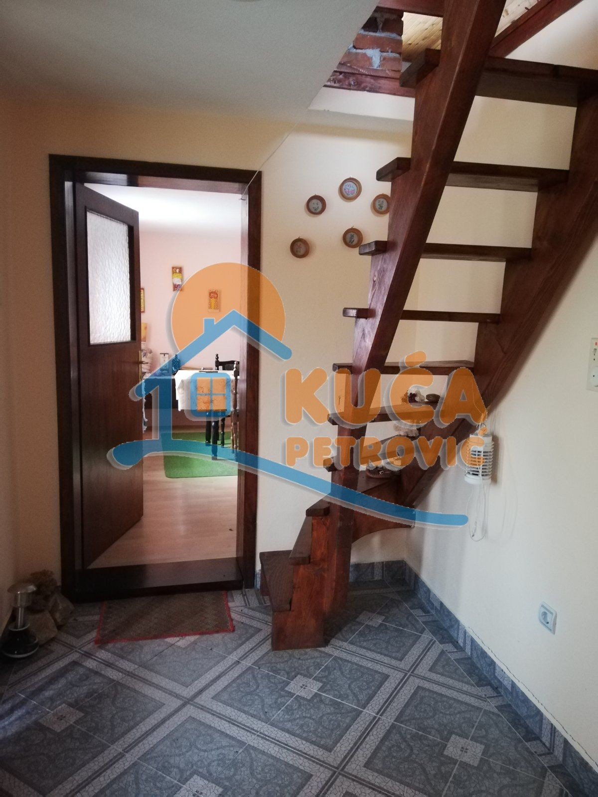četvorosobna kuća, 90 m2, Tešica, Tešica ID: p-012070 10