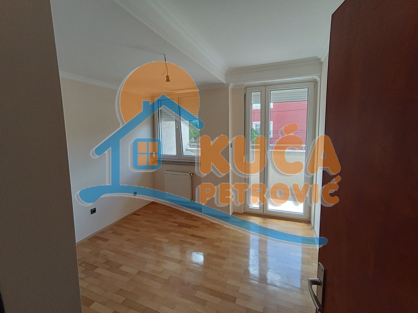 Dvosoban stan, 86 m2, Centar, Episkopska ID: p-012076 8