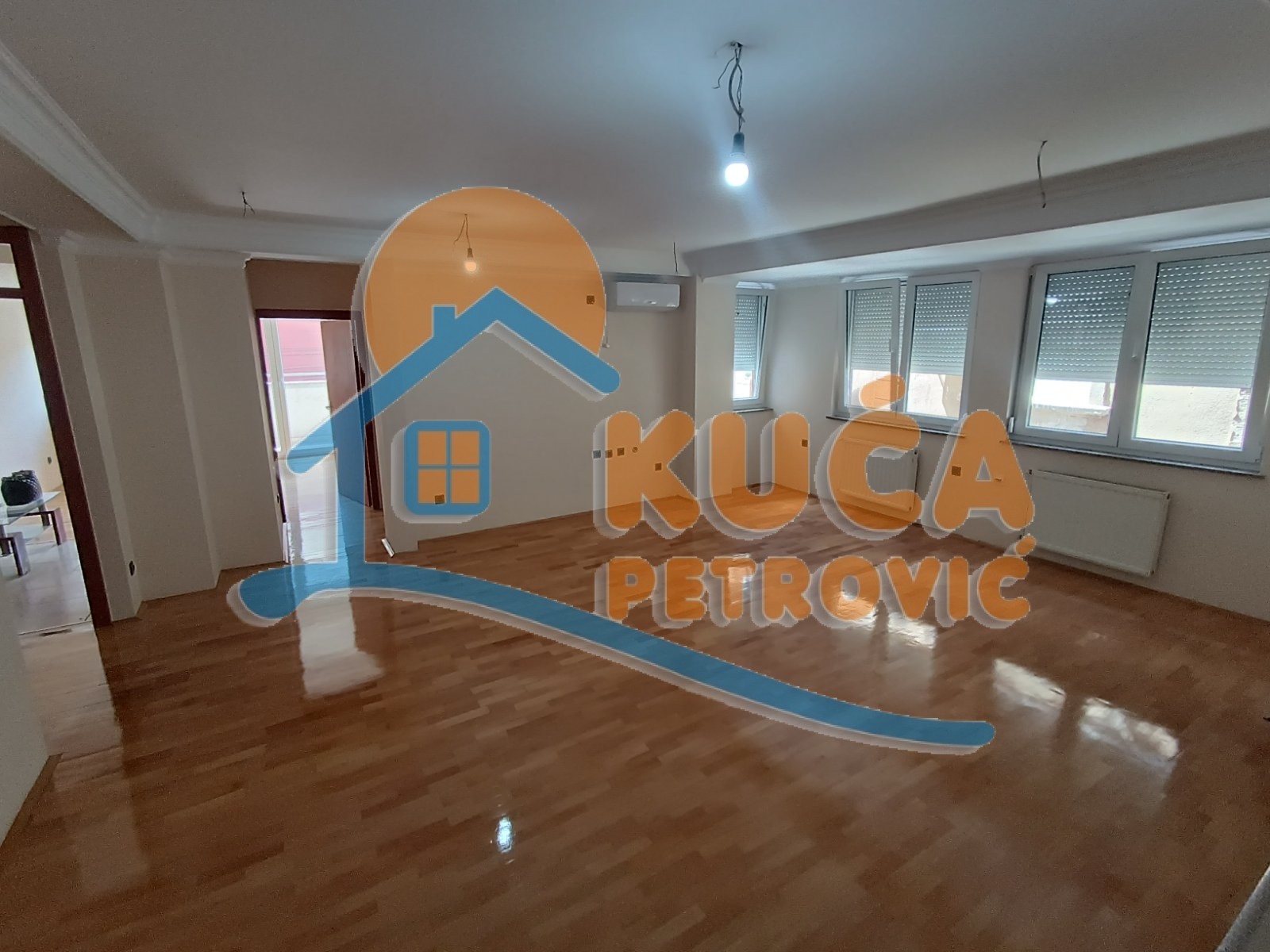 Dvosoban stan, 86 m2, Centar, Episkopska ID: p-012076 18