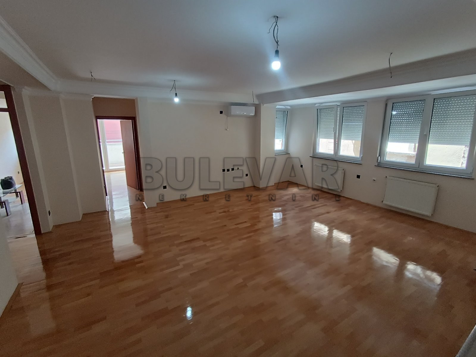 Dvosoban stan, 86 m2, Centar, Episkopska ID: p-012076 18
