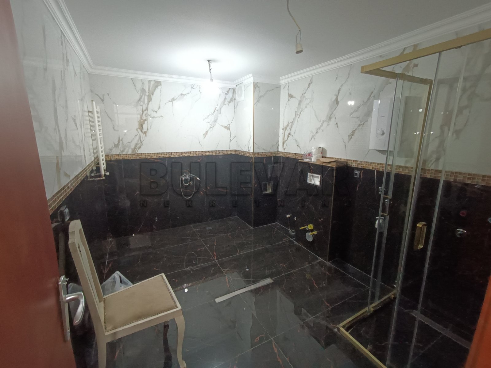 Dvosoban stan, 86 m2, Centar, Episkopska ID: p-012076 6