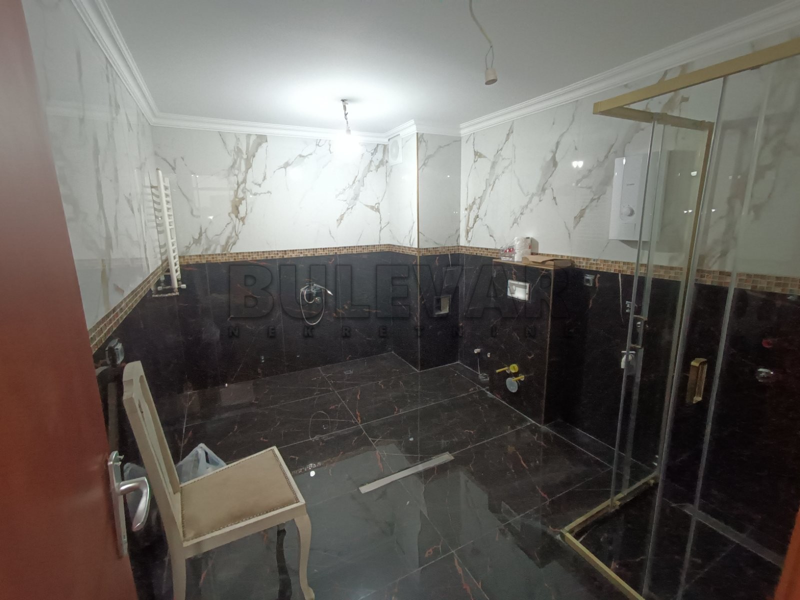 Dvosoban stan, 86 m2, Centar, Episkopska ID: p-012076 4