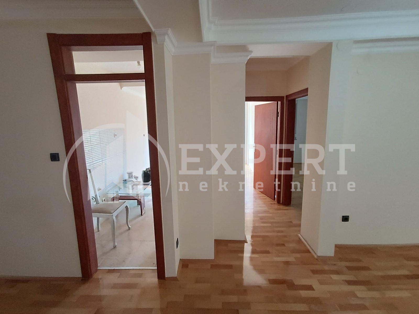 Dvosoban stan, 86 m2, Centar, Episkopska ID: p-012076 14