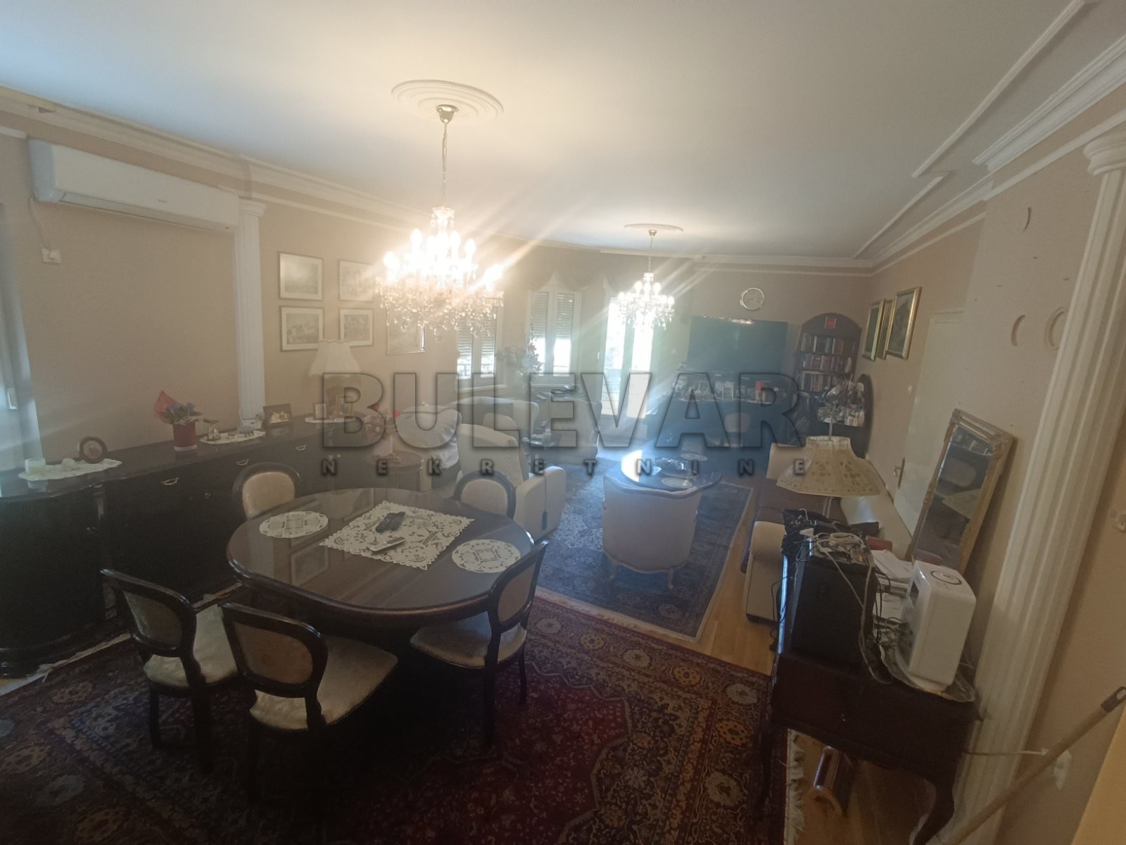 Trosoban stan, 142 m2, Čair, Episkopska ID: p-012077 1