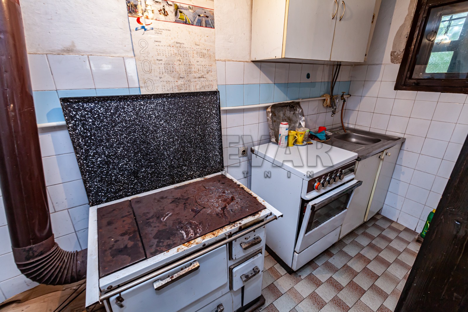 četvorosobna kuća, 200 m2, Crveni krst, Pribojska ID: p-012091 13