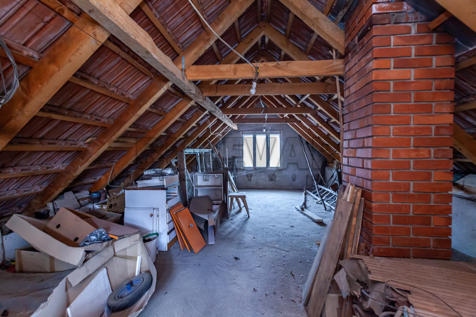 četvorosobna kuća, 200 m2, Crveni krst, Pribojska ID: p-012091 15