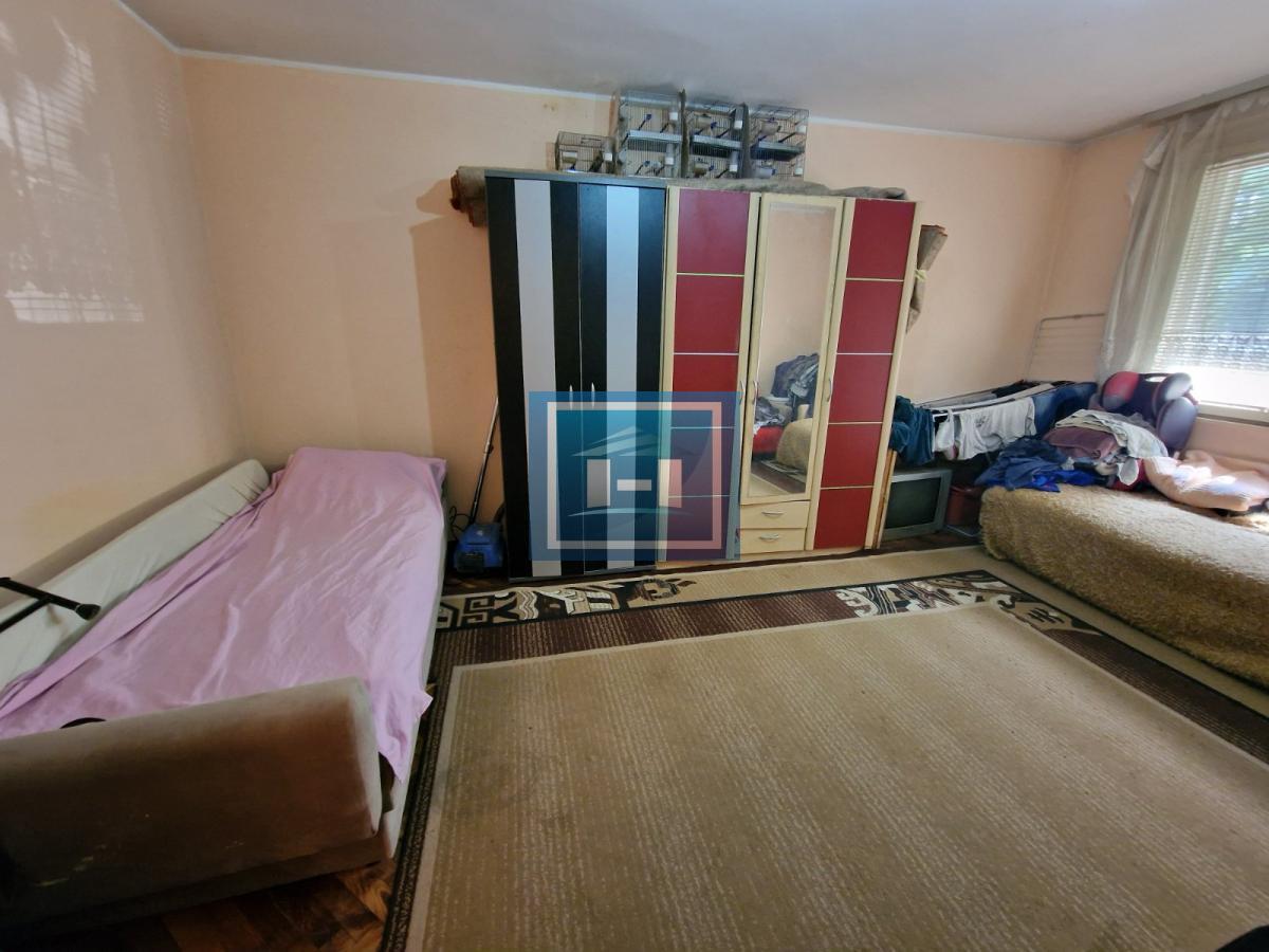 Jednosoban stan u naselju Tabane sa svim stvarima 3