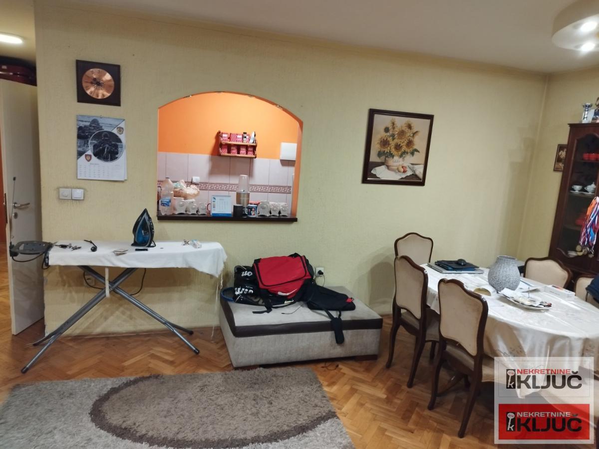 NOVA DETELINARA, 83m2, Troiposoban, Parking 7