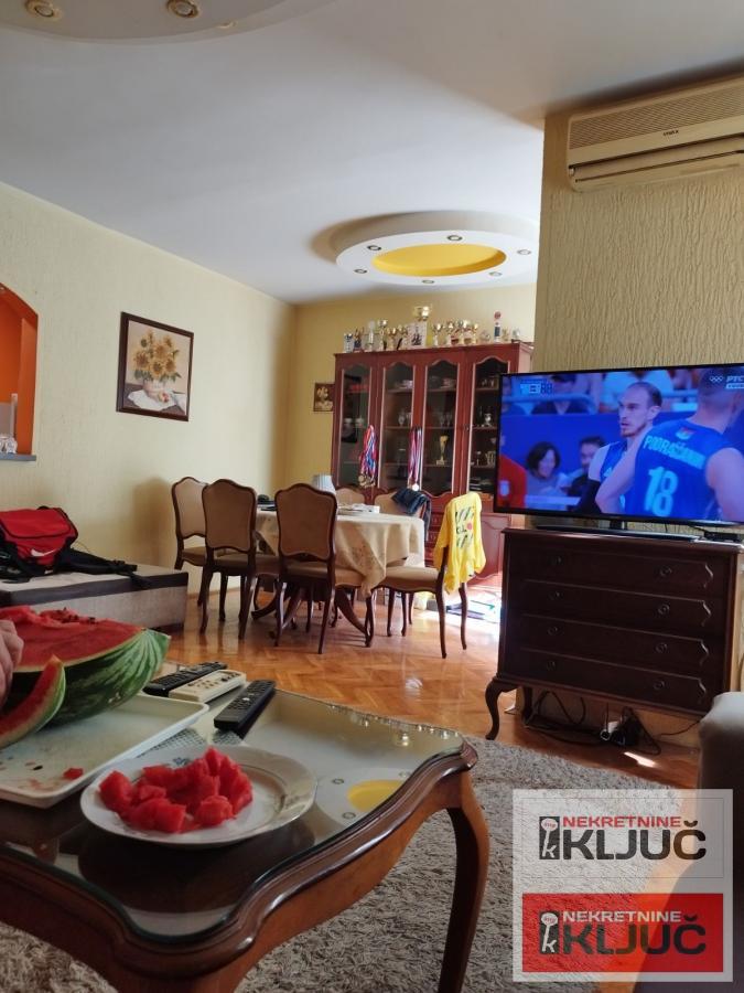 NOVA DETELINARA, 83m2, Troiposoban, Parking 8