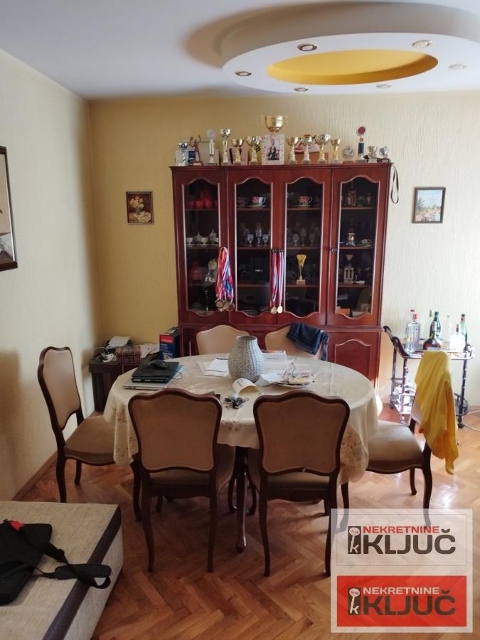 NOVA DETELINARA, 83m2, Troiposoban, Parking 9