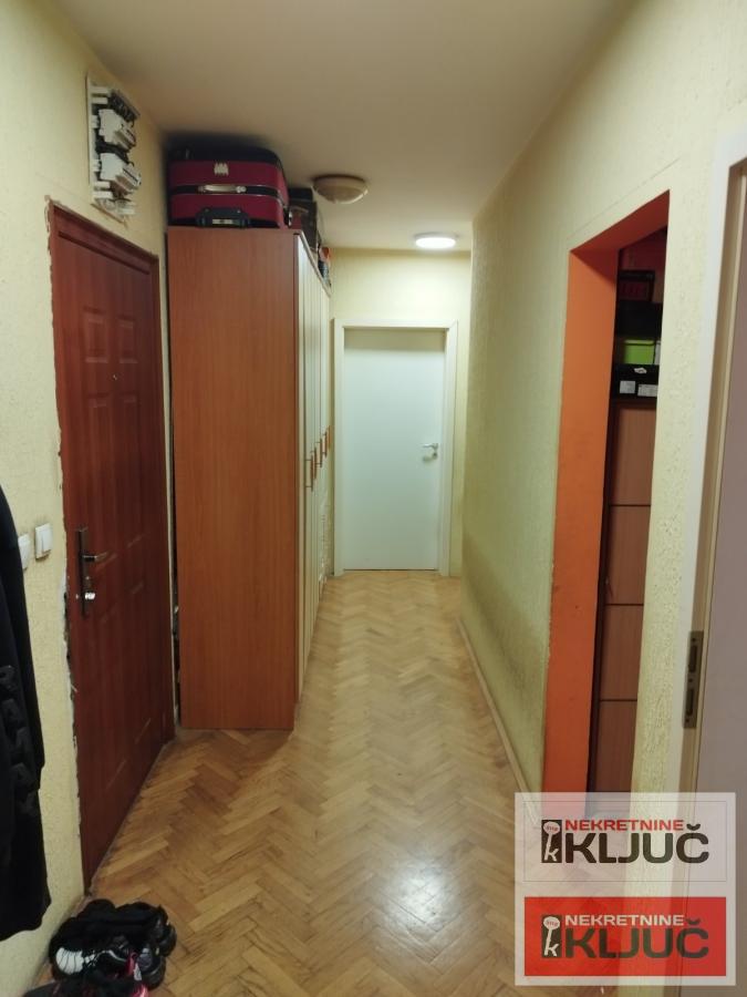 NOVA DETELINARA, 83m2, Troiposoban, Parking 13