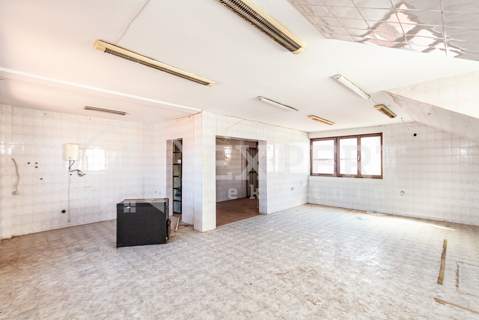 Lokal, 270 m2, Palilula, Igmanska ID: p-012102 12