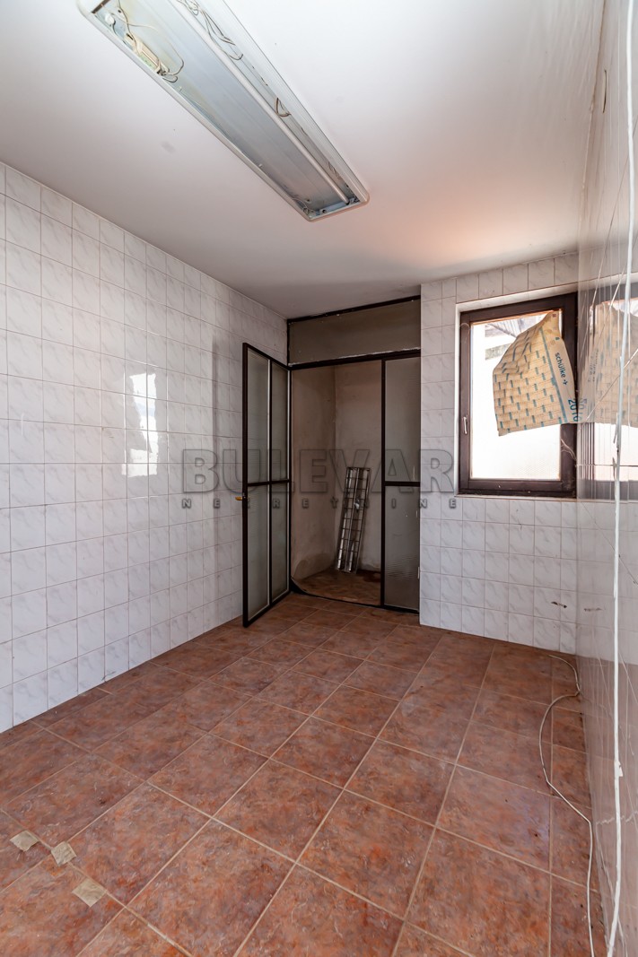 Lokal, 270 m2, Palilula, Igmanska ID: p-012102 14